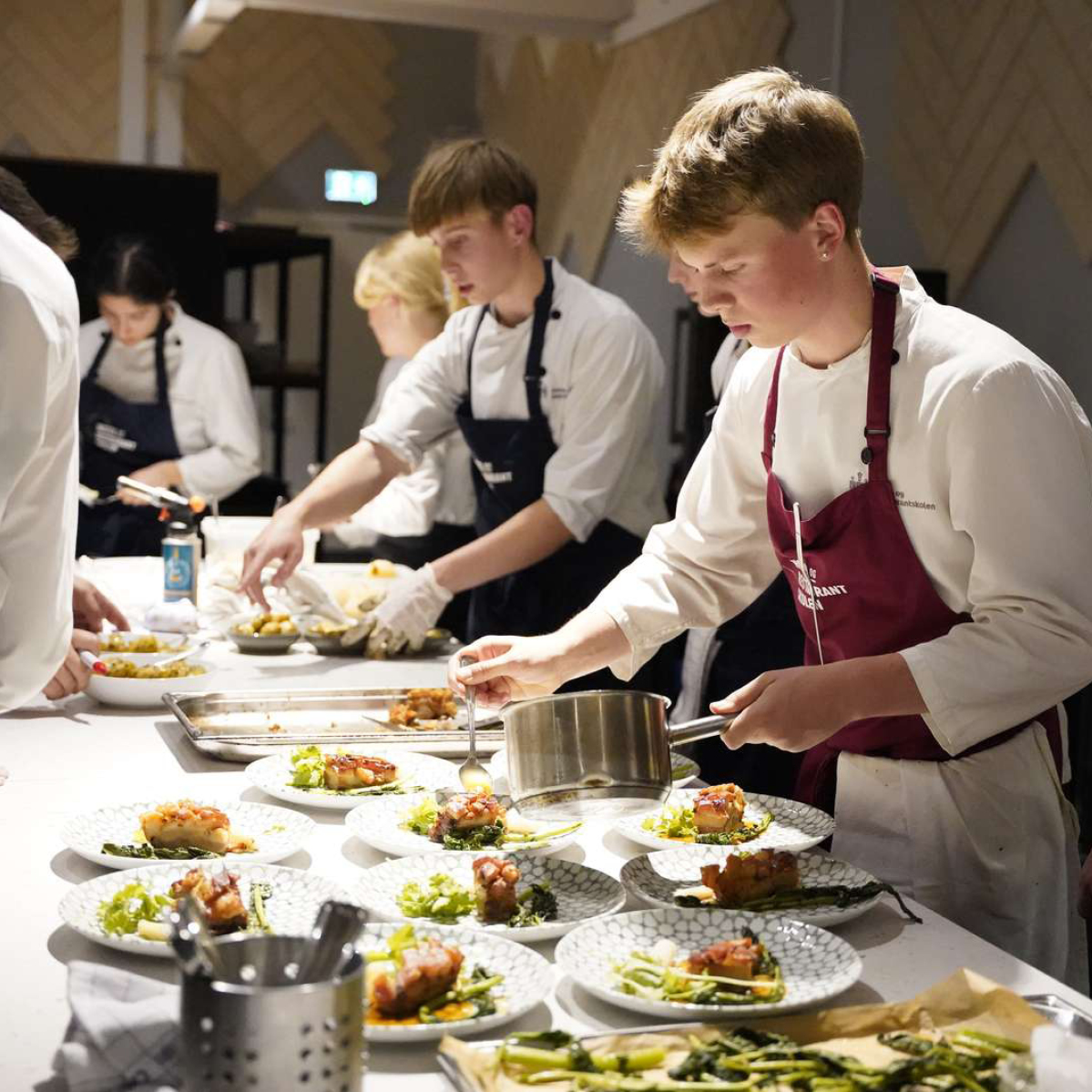 Forkæl dig selv med fem retters sæsonmiddag